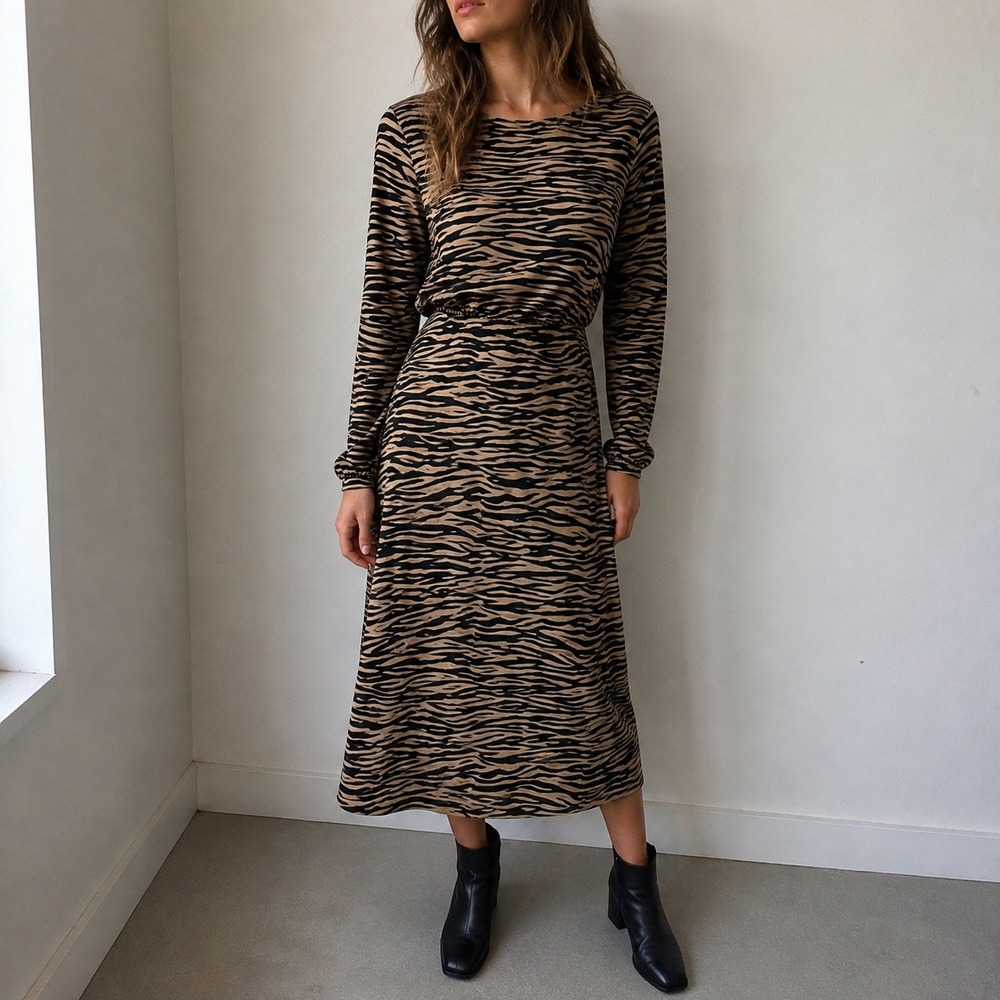LOFT Tiger Stripe Long Sleeve Luxe Stretch Midi Dress Size 2 Animal Print